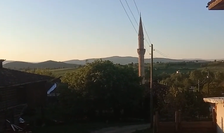 13 MAYIS 2019 19:05 BİZİM KAPI ÖNÜ