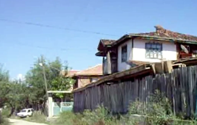 2009 senesine ait Yukarı Akpınar Köyü Köy içi.